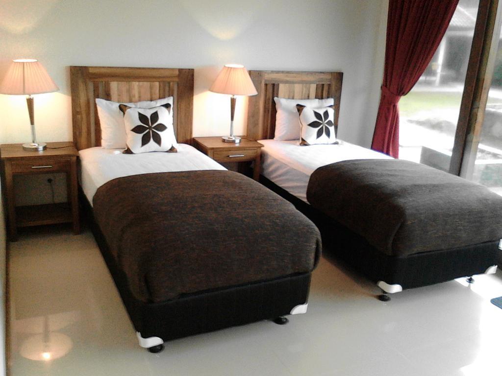 Jepara Marina Beach Bungalows Room photo