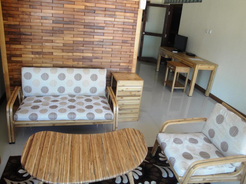 Jepara Marina Beach Bungalows Room photo